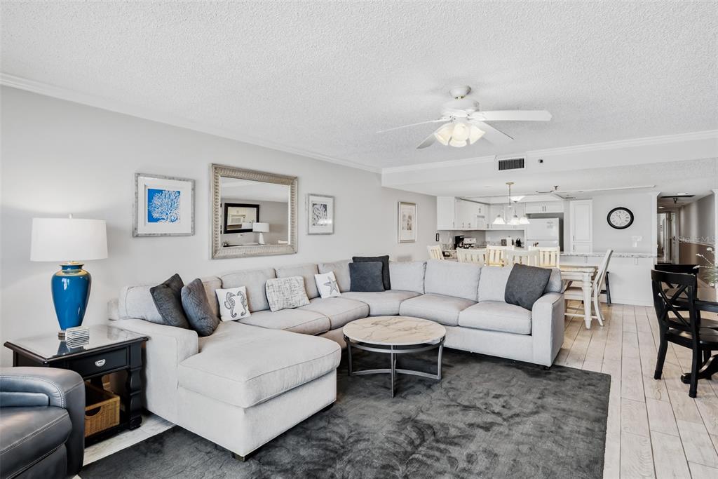 18500 GULF BOULEVARD UNIT 404, INDIAN SHORES, FL — photo 4 of 44