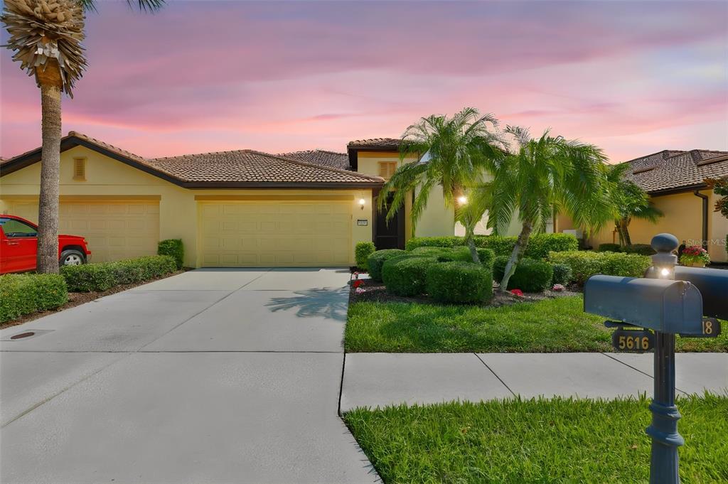 5618 SUNSET FALLS DRIVE