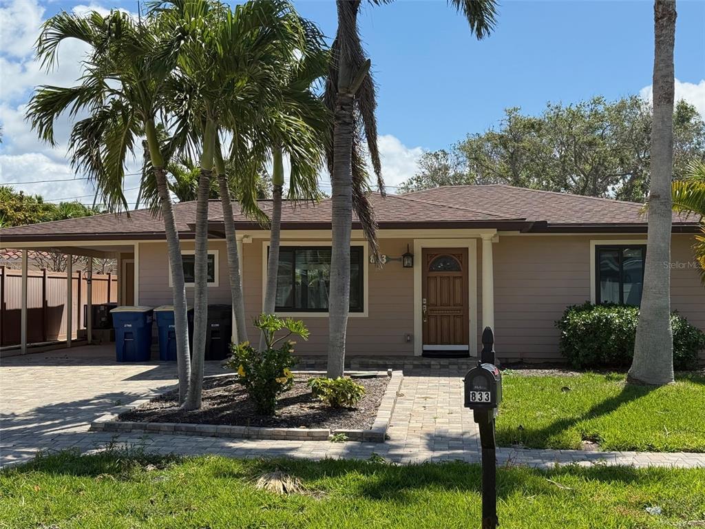 833 LANTANA AVENUE