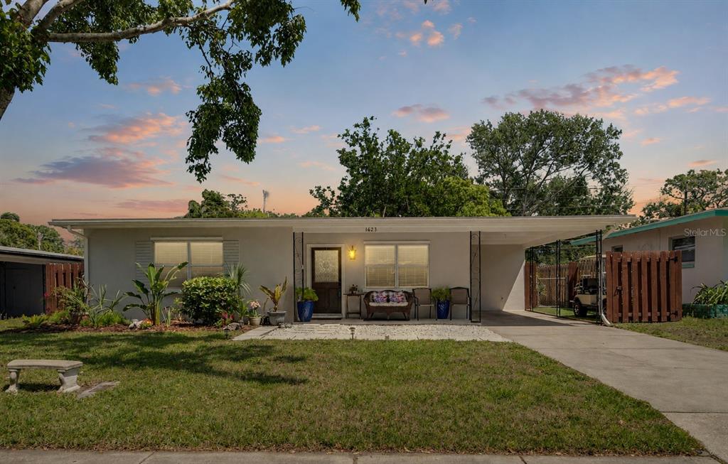 1623 SAN MATEO DRIVE
