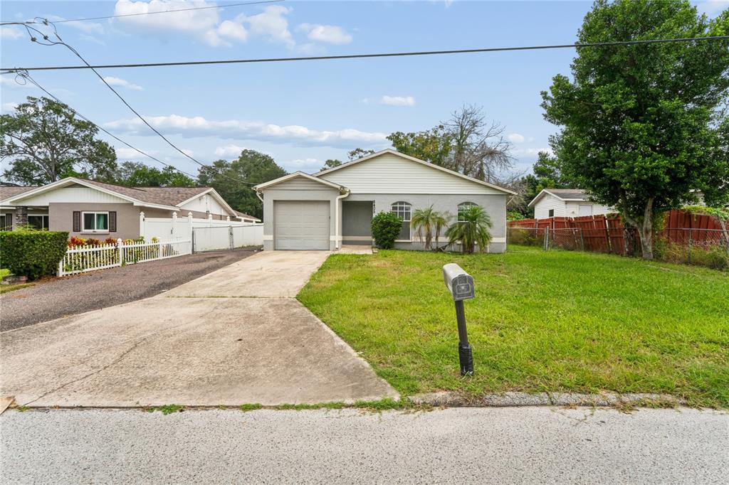 8405 N 37TH STREET
