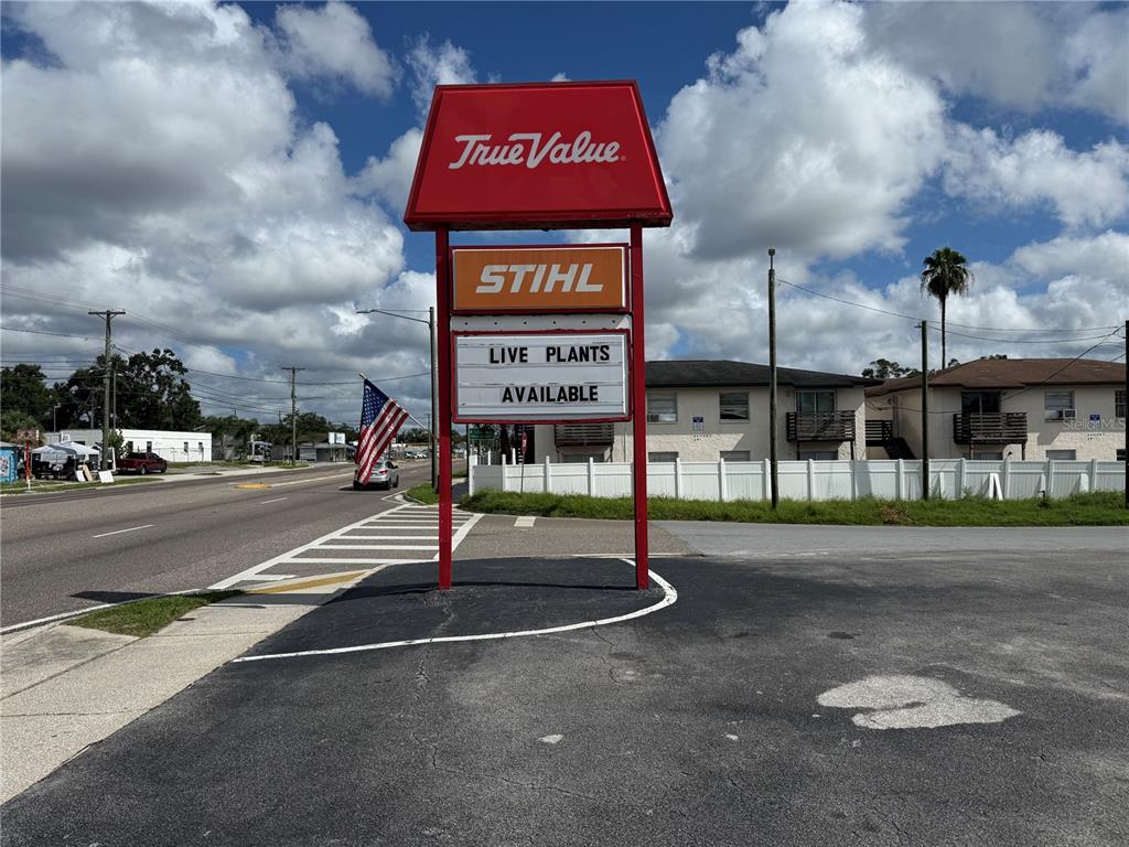 9513 N NEBRASKA AVENUE, TAMPA, FL — photo 3 of 7
