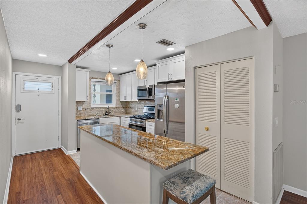 5750 80TH STREET N UNIT D307, ST PETERSBURG, FL — photo 5 of 27