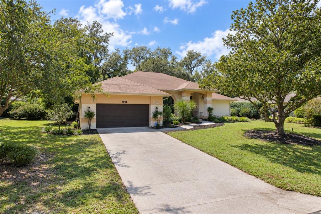 4 BALSAM COURT W