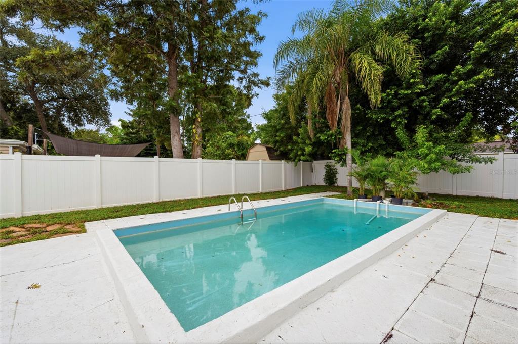 6726 12TH STREET N, ST PETERSBURG, FL — photo 2 of 34