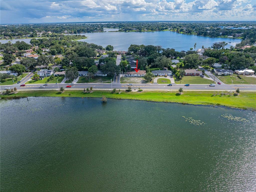 1196 LAKE ELBERT DRIVE SE, WINTER HAVEN, FL — photo 4 of 35