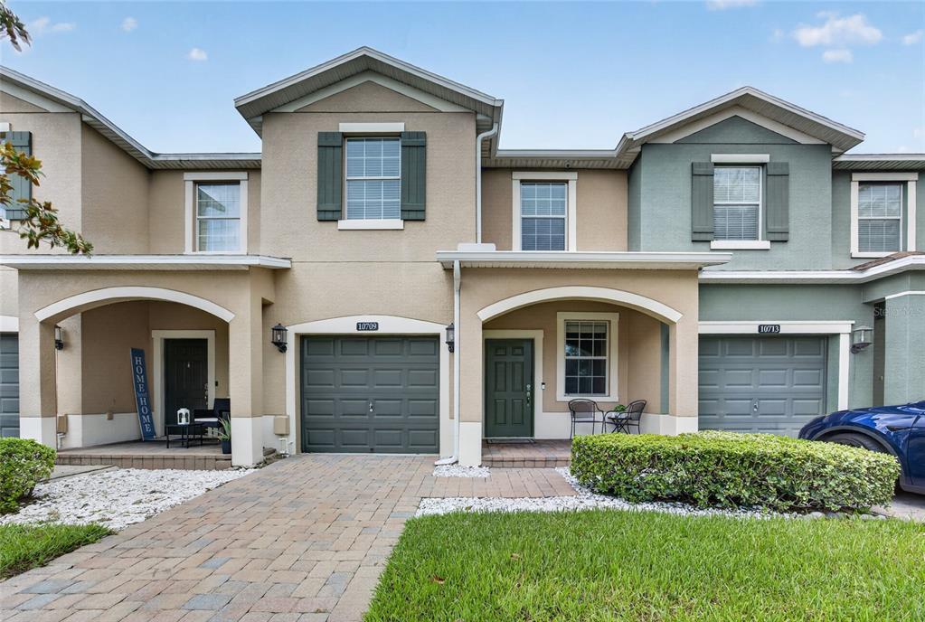 10709 SAVANNAH LANDING CIRCLE