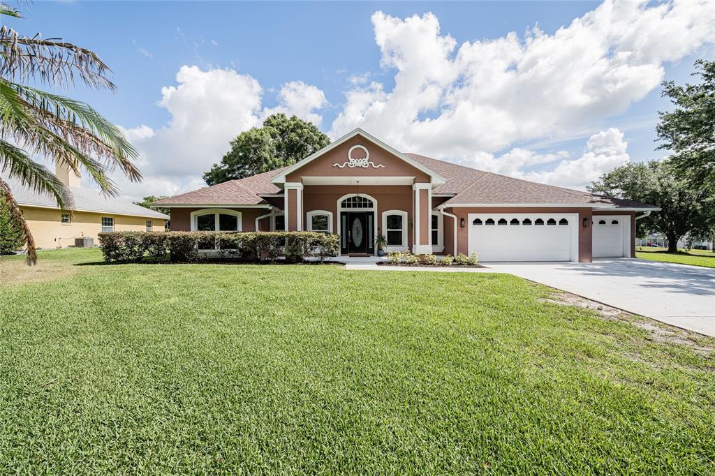 214 AMBERLY WAY