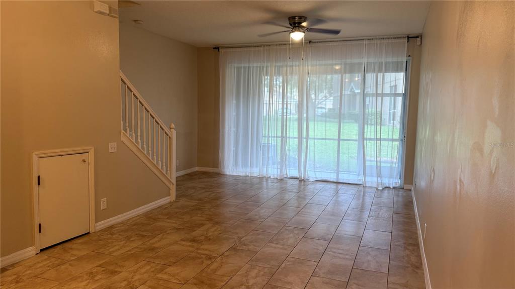 4135 BISMARCK PALM DRIVE, TAMPA, FL — photo 4 of 30