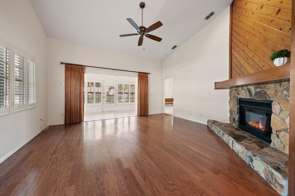3160 JADEMOOR CIRCLE, PALM HARBOR, FL — photo 4 of 29