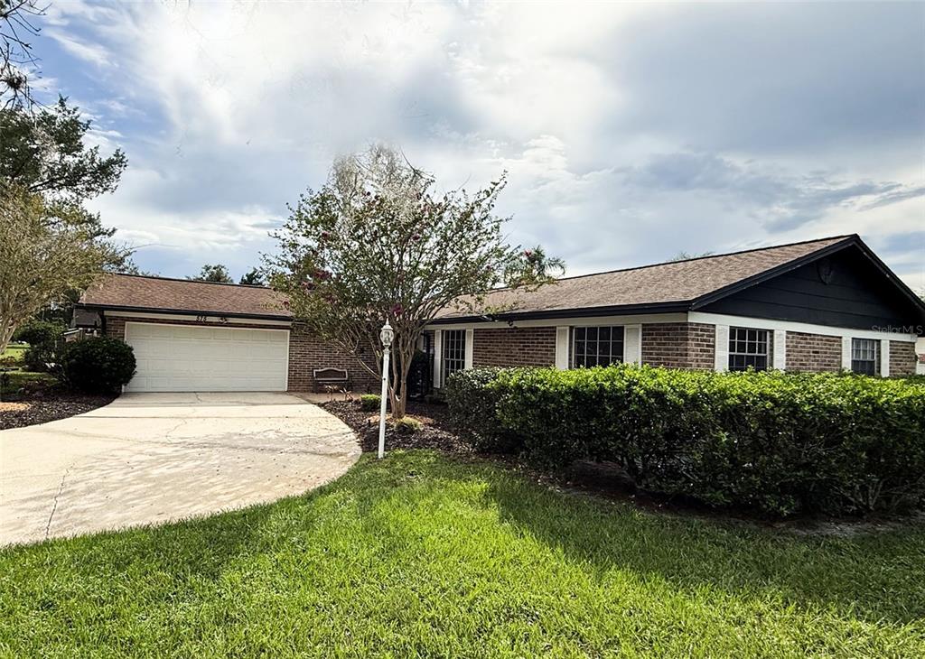 575 BOWIE BOULEVARD, ORANGE PARK, FL — photo 2 of 30