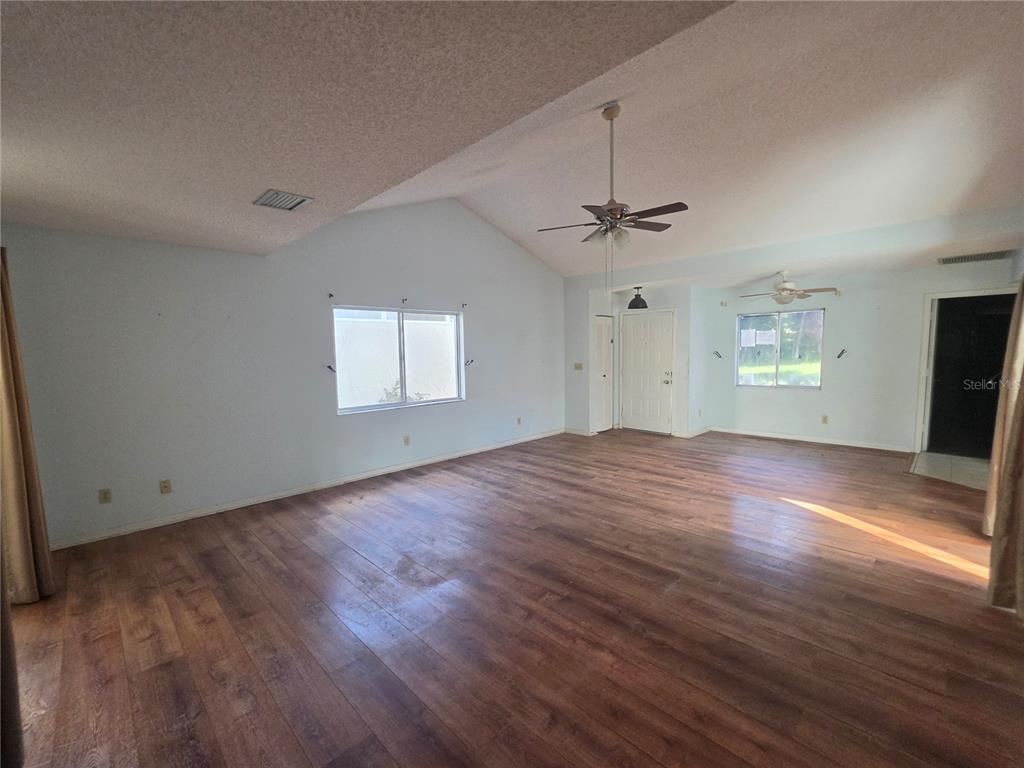 395 SAN JOSE DR, WINTER HAVEN, FL — photo 2 of 23
