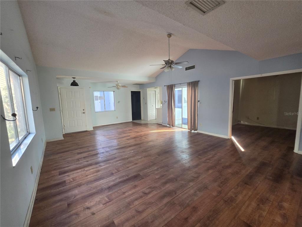 395 SAN JOSE DR, WINTER HAVEN, FL — photo 3 of 23