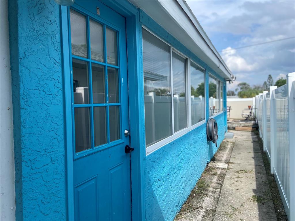 13321 E 1ST UNIT A, MADEIRA BEACH, FL — photo 3 of 17