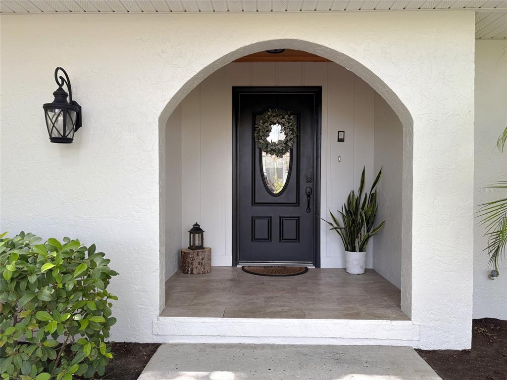 10 W LAKE HAMILTON CIRCLE, WINTER HAVEN, FL — photo 3 of 30