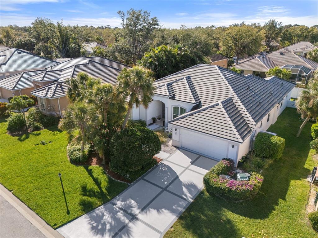 826 OAK BRIAR LANE