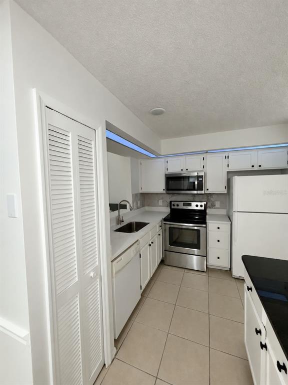 14307 ISLAND COVE DRIVE, ORLANDO, FL — photo 2 of 8