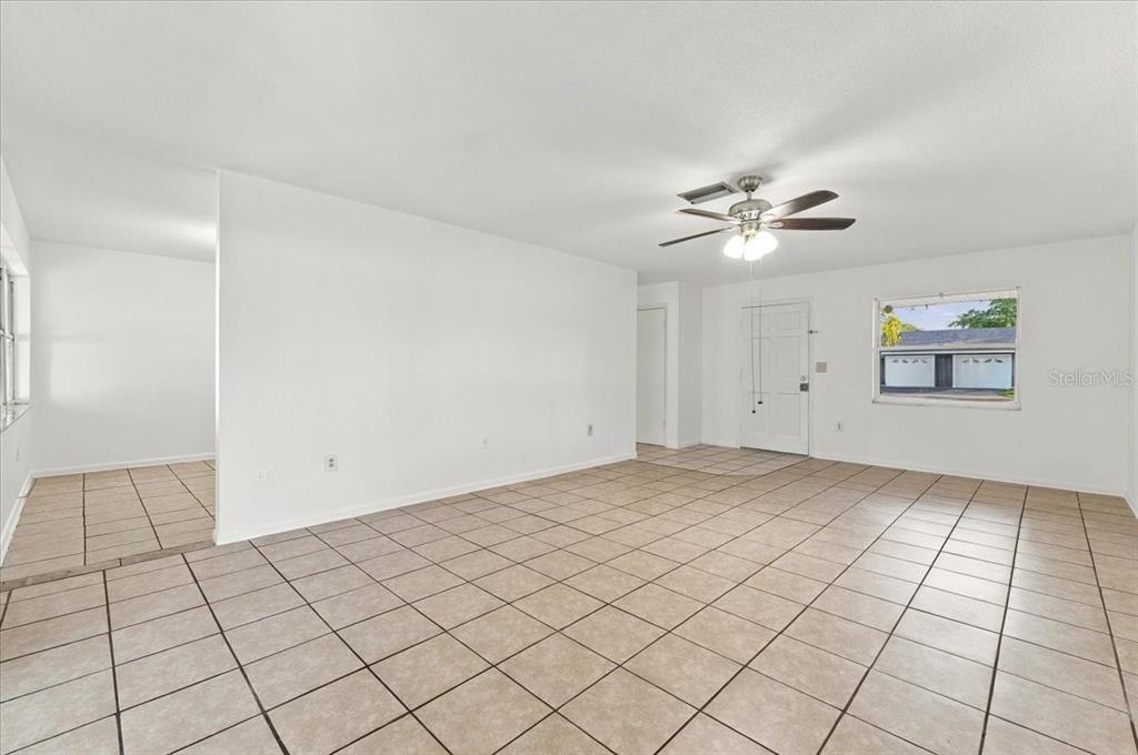 422 DUCHESS DRIVE, LAKELAND, FL — photo 4 of 39
