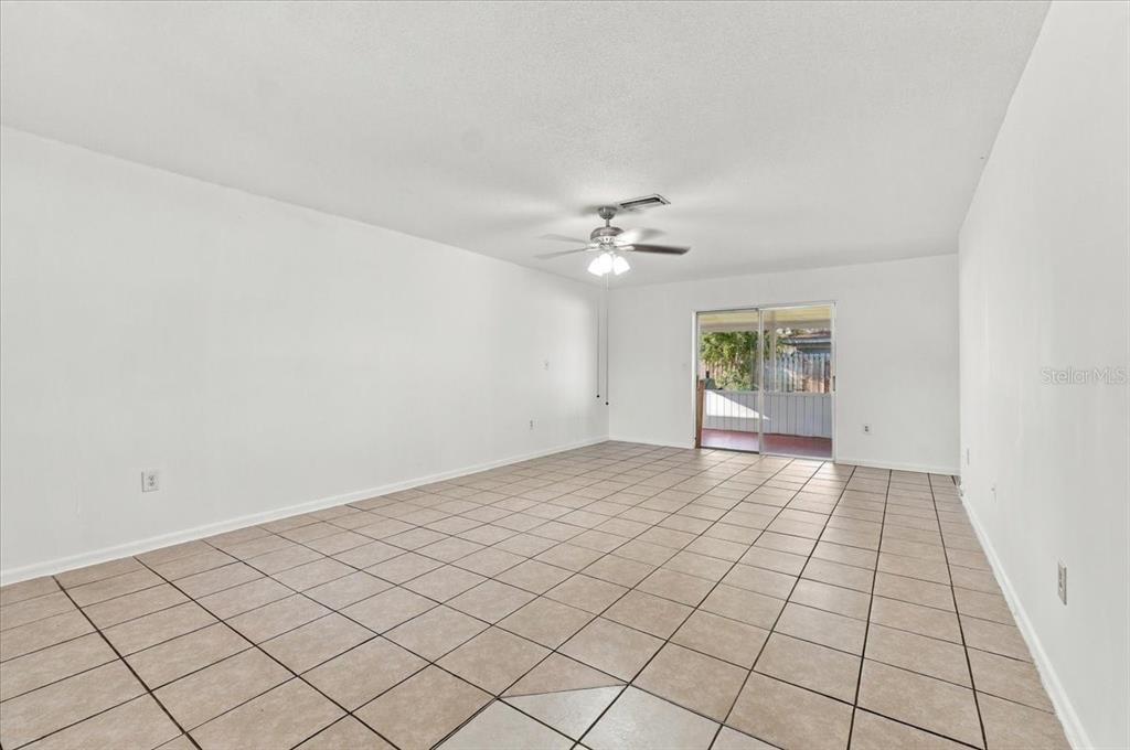 422 DUCHESS DRIVE, LAKELAND, FL — photo 5 of 39