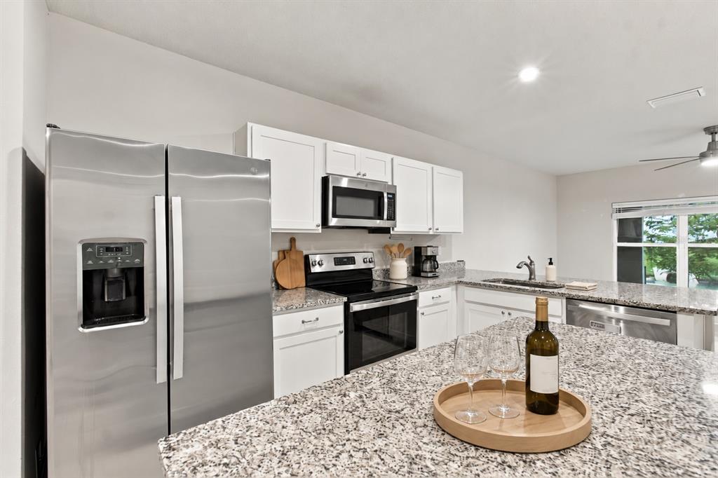 12309 GRIZZLY LANE, NEW PORT RICHEY, FL — photo 4 of 14
