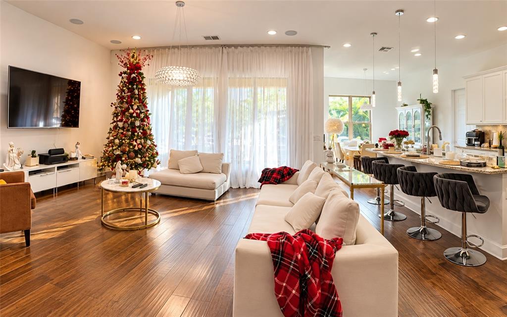 9277 ROYAL ESTATES BOULEVARD, ORLANDO, FL — photo 3 of 6