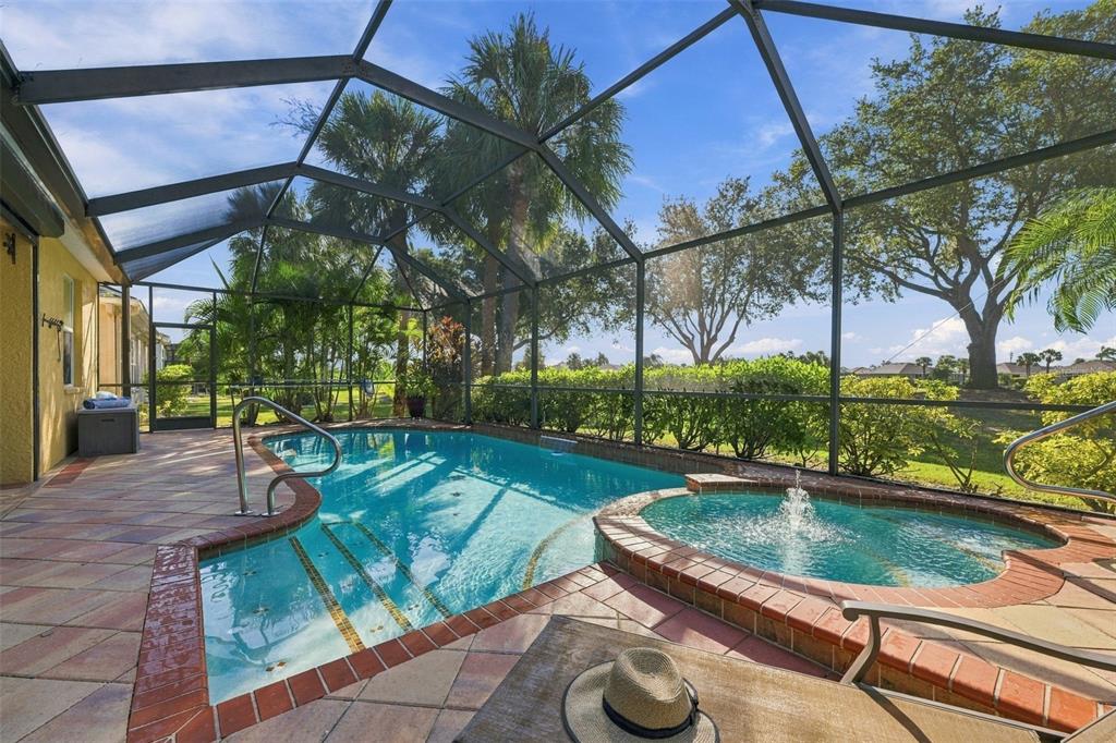 1106 EMERALD DUNES DRIVE, SUN CITY CENTER, FL — photo 5 of 30