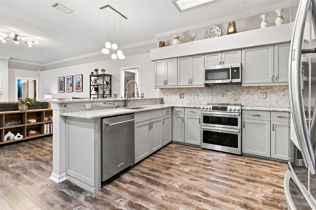 6901 AQUEDUCT TERRACE, ODESSA, FL — photo 3 of 30