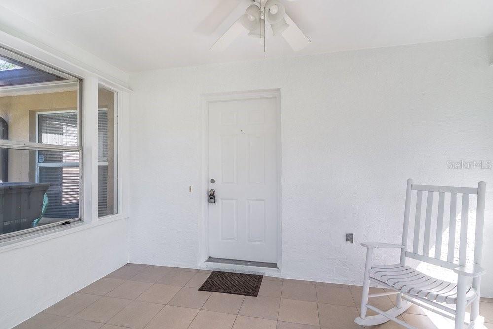 617 E 1ST STREET, APOPKA, FL — photo 4 of 30