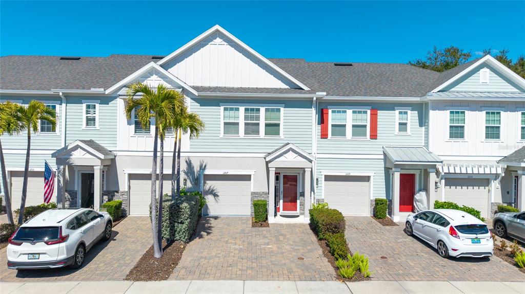 1207 SUNSET LANE