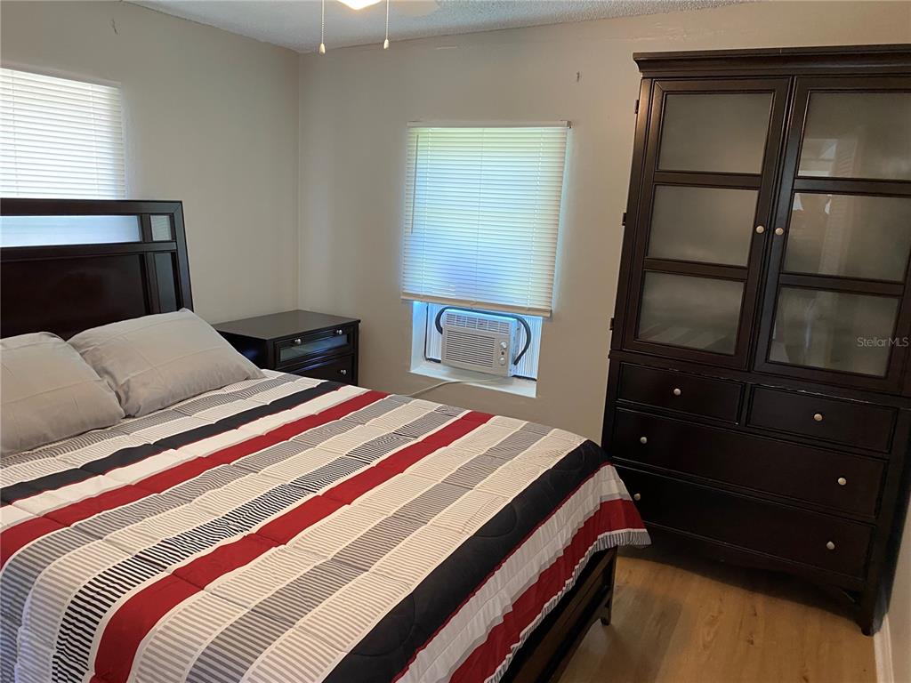 16025 WALLACE STREET, UMATILLA, FL — photo 3 of 26