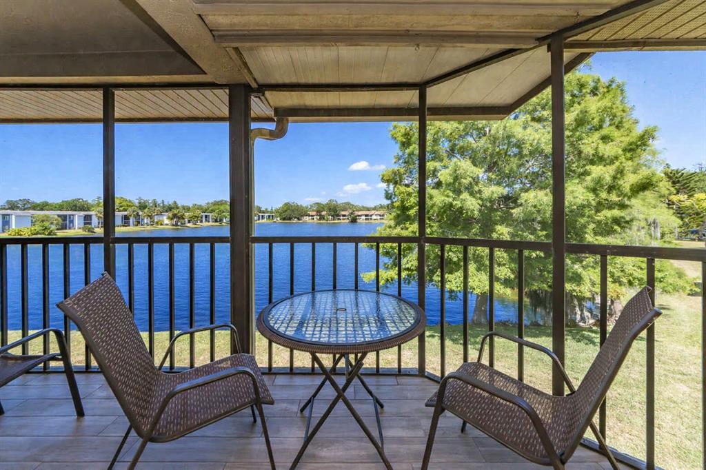 304 WOODLAKE WYNDE UNIT 304