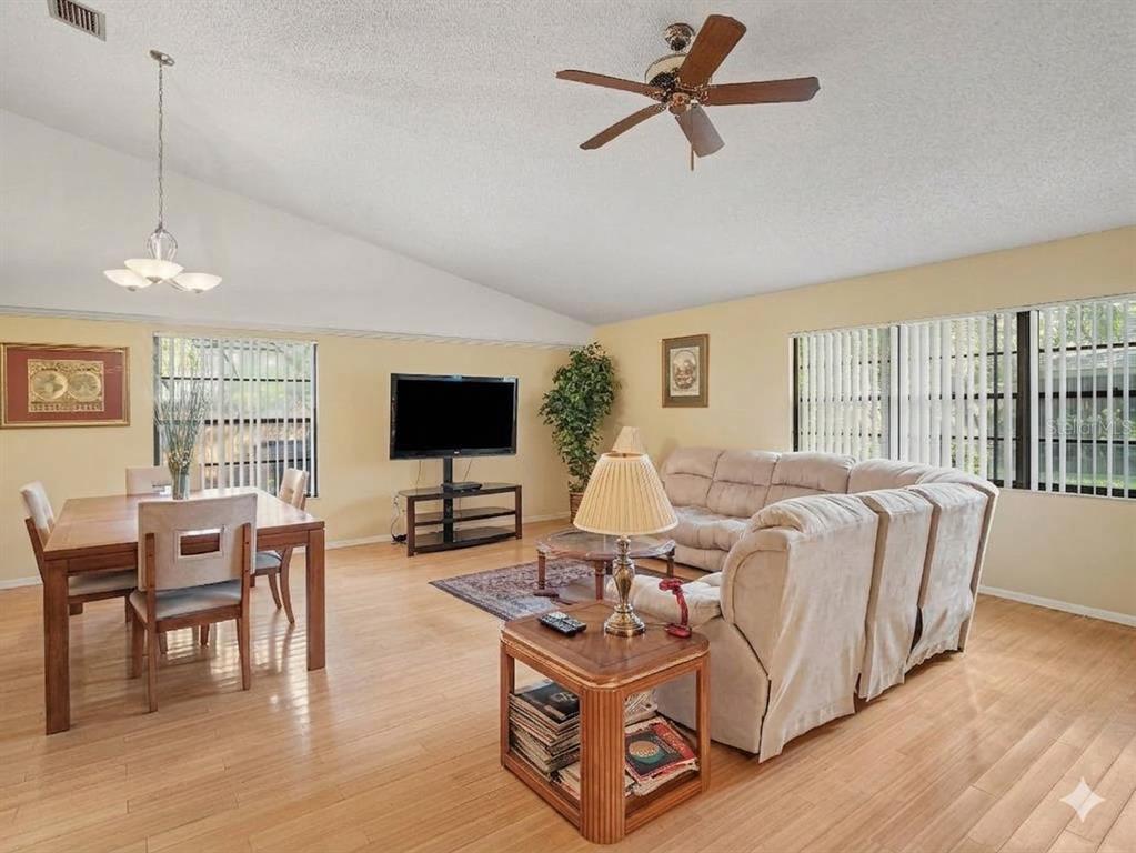 5031 BARRINGTON CIRCLE UNIT 601, SARASOTA, FL — photo 4 of 22