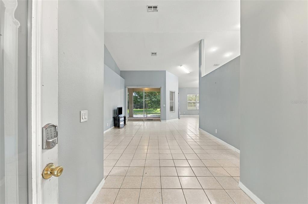39914 SUNBEAM WAY, LADY LAKE, FL — photo 2 of 25