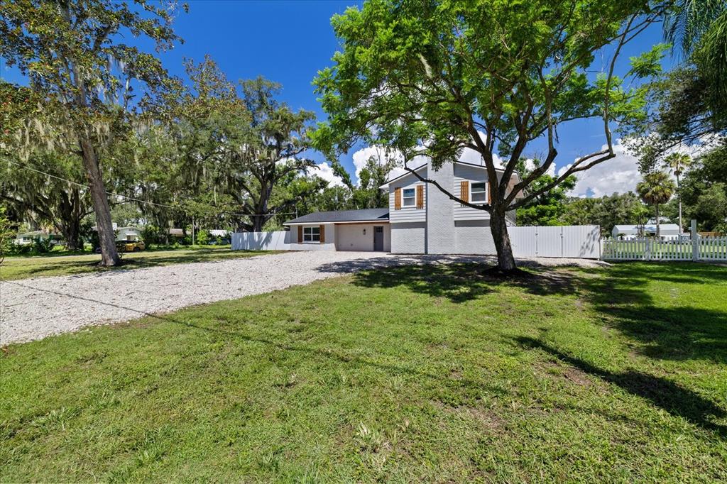 11002 RIVERVIEW DRIVE, RIVERVIEW, FL — photo 2 of 30