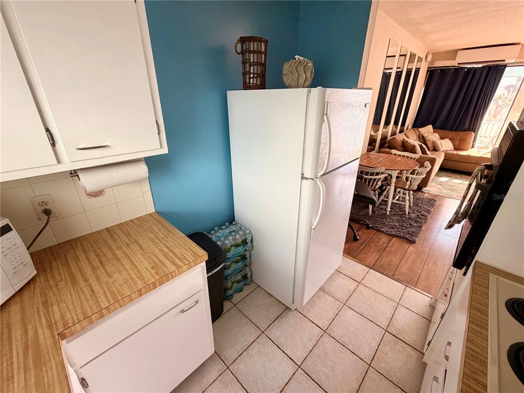 18399 GULF BOULEVARD UNIT 398, INDIAN SHORES, FL — photo 2 of 22