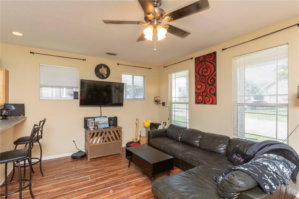 6212 MOOREFIELD LANE, ZEPHYRHILLS, FL — photo 3 of 21