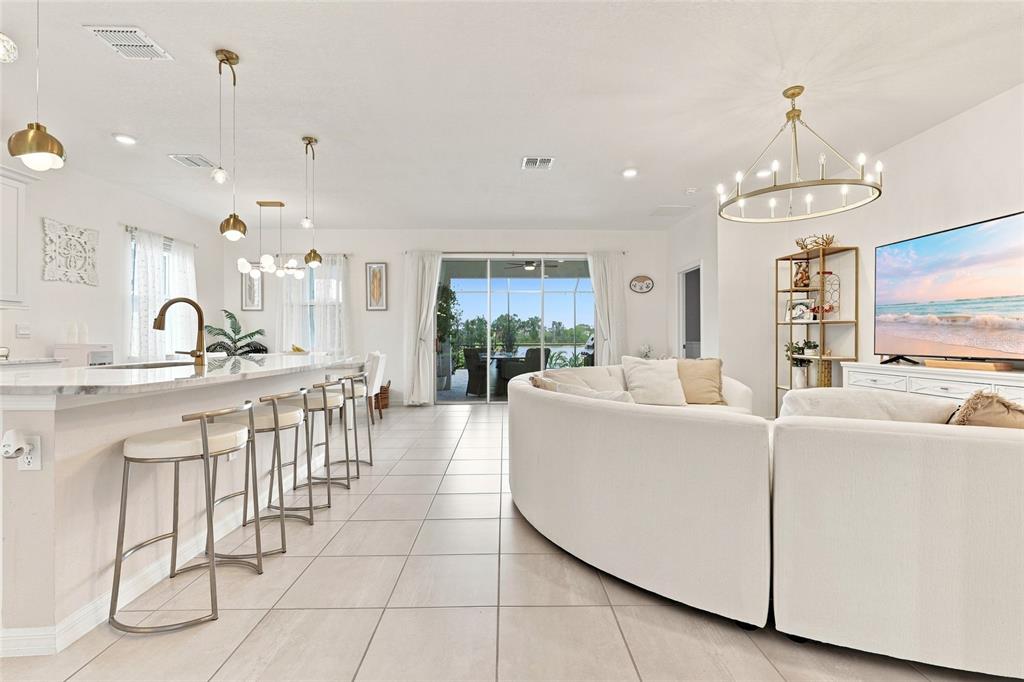5224 ADEGA WAY, LAKEWOOD RANCH, FL — photo 4 of 30
