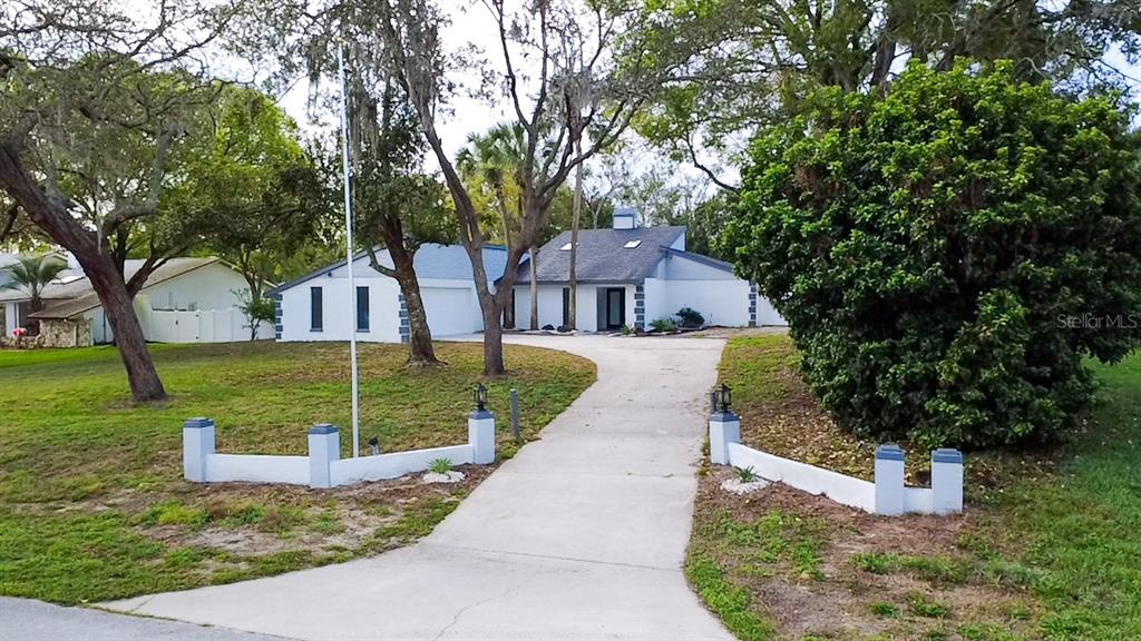 7984 FLORAL DRIVE