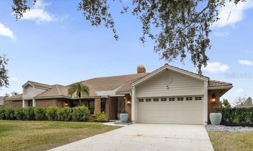 3106 LAKESIDE CIRCLE