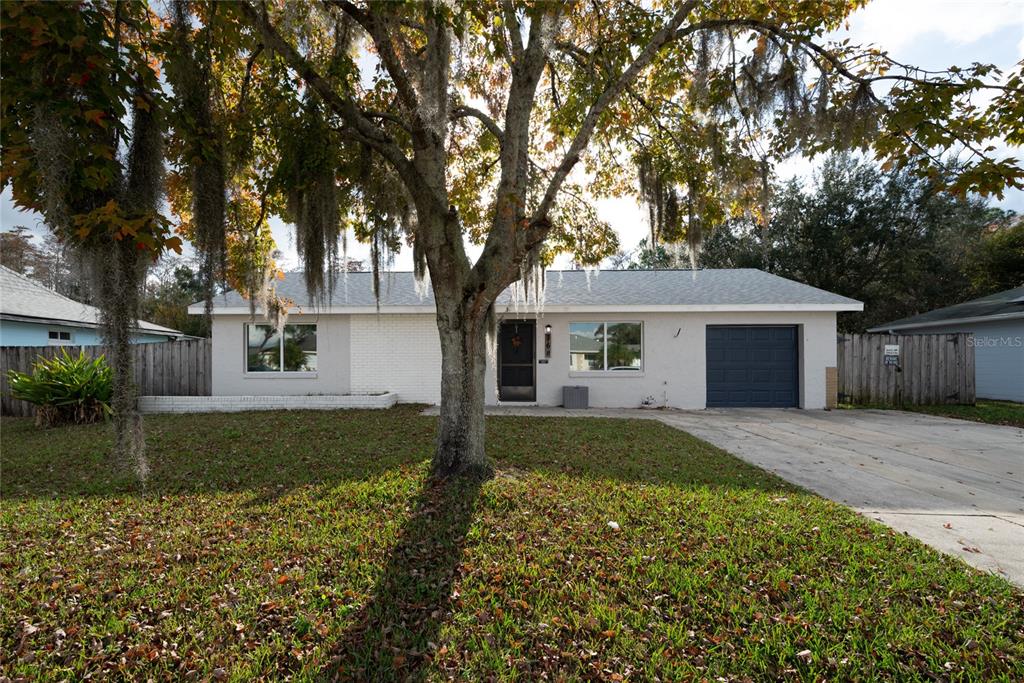 768 CALIFORNIA WOODS CIRCLE