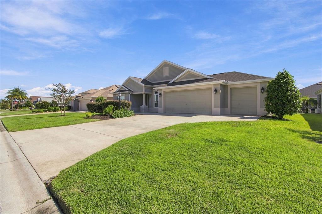 3193 KRANZ AVENUE, THE VILLAGES, FL — photo 5 of 76