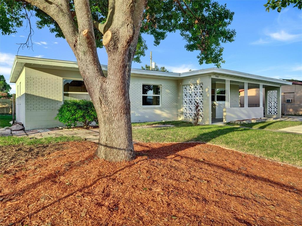 7115 ALVINA WAY, ORLANDO, FL — photo 3 of 30