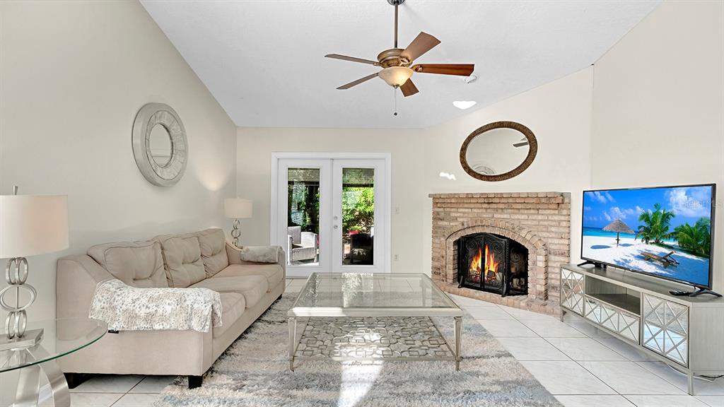 2820 RISSER AVENUE, ORLANDO, FL — photo 4 of 29