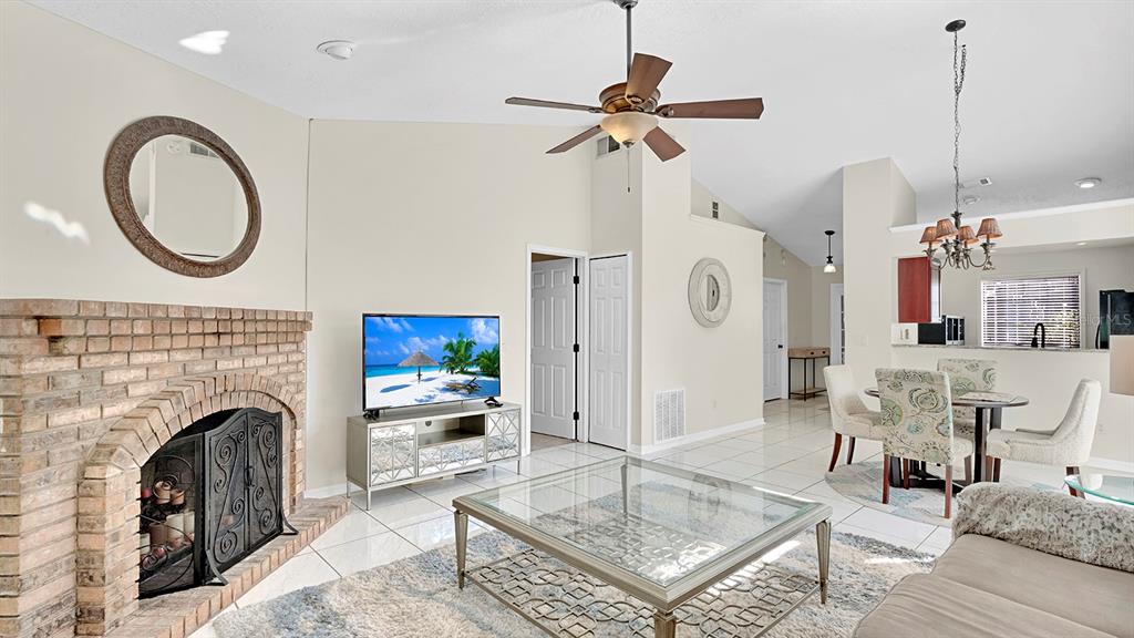 2820 RISSER AVENUE, ORLANDO, FL — photo 5 of 29