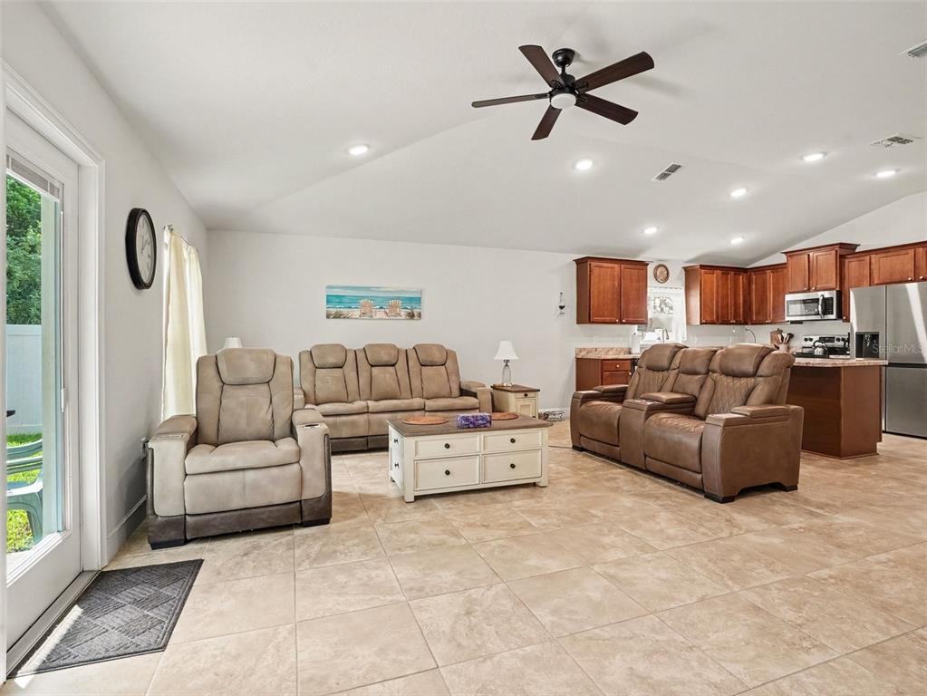 256 KRENSON BAY LOOP, WINTER HAVEN, FL — photo 2 of 30