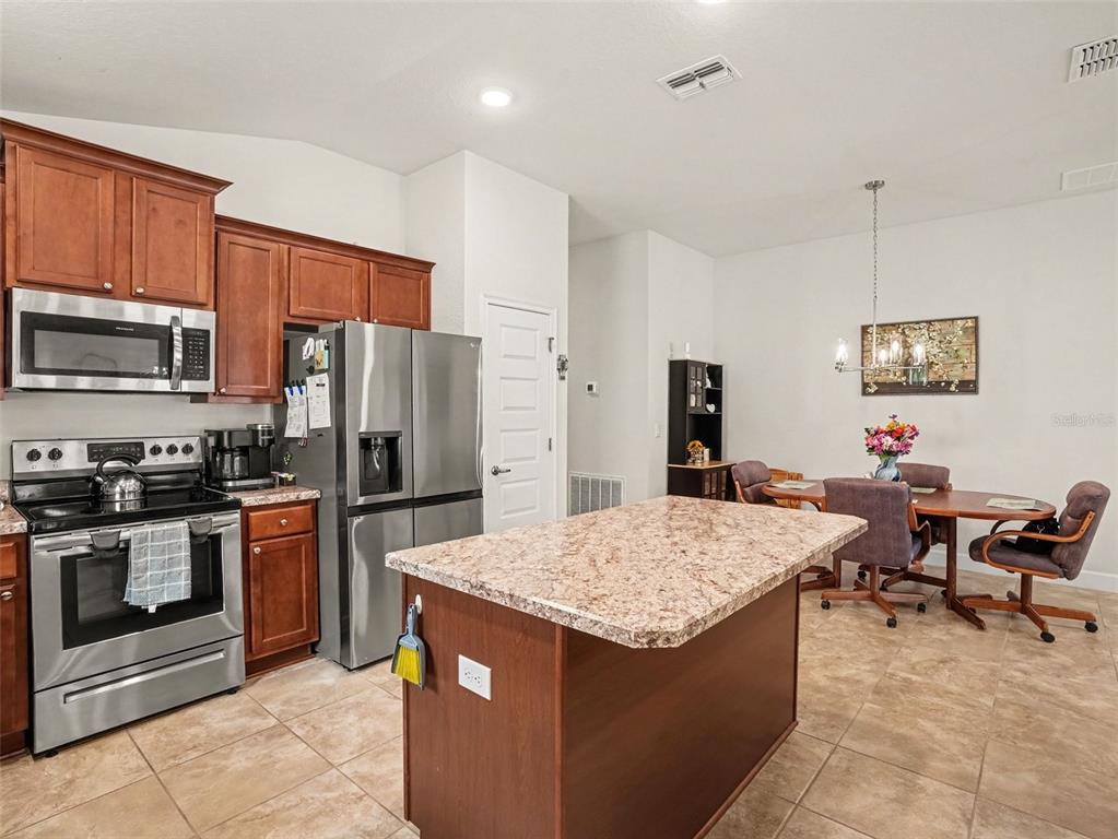 256 KRENSON BAY LOOP, WINTER HAVEN, FL — photo 4 of 30