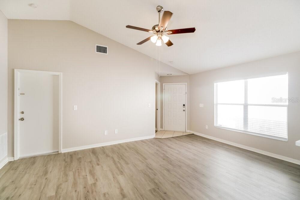 22501 CROWS NEST COURT, LUTZ, FL — photo 5 of 16