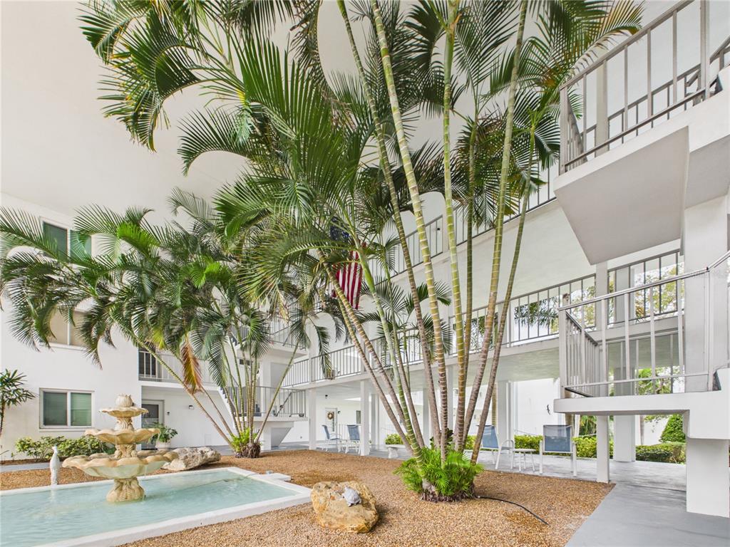50 HARBOR VIEW LANE UNIT 18