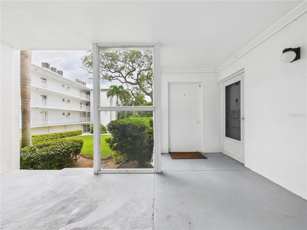 50 HARBOR VIEW LANE UNIT 18, BELLEAIR BLUFFS, FL — photo 2 of 30