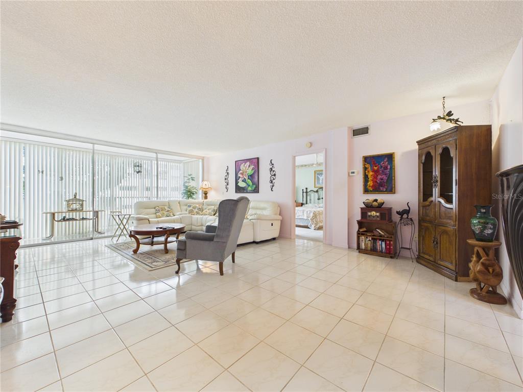 50 HARBOR VIEW LANE UNIT 18, BELLEAIR BLUFFS, FL — photo 4 of 30